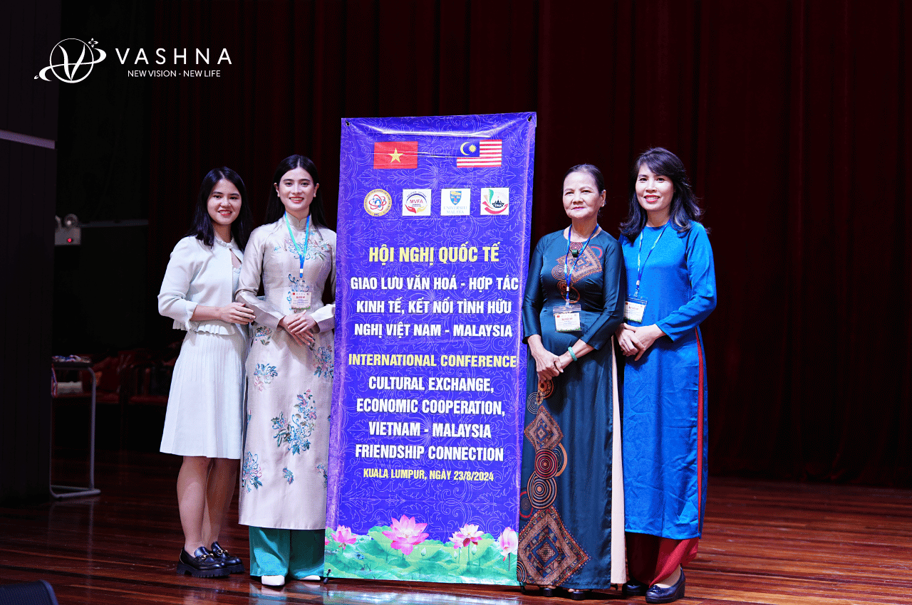 Vashna Thiên Kim nhận kỷ niệm chương Global Award 2024: Vinh Danh Thương Hiệu Chăm Sóc Sức Khỏe Tiêu Biểu ASEAN, vashna thiên kim, vashna group, usuha reiki, trung tâm usuha reiki healing, reiki